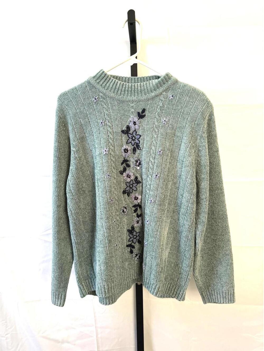 Alfred Dunner Women's Medium Knit Sweater with Floral Embroidery